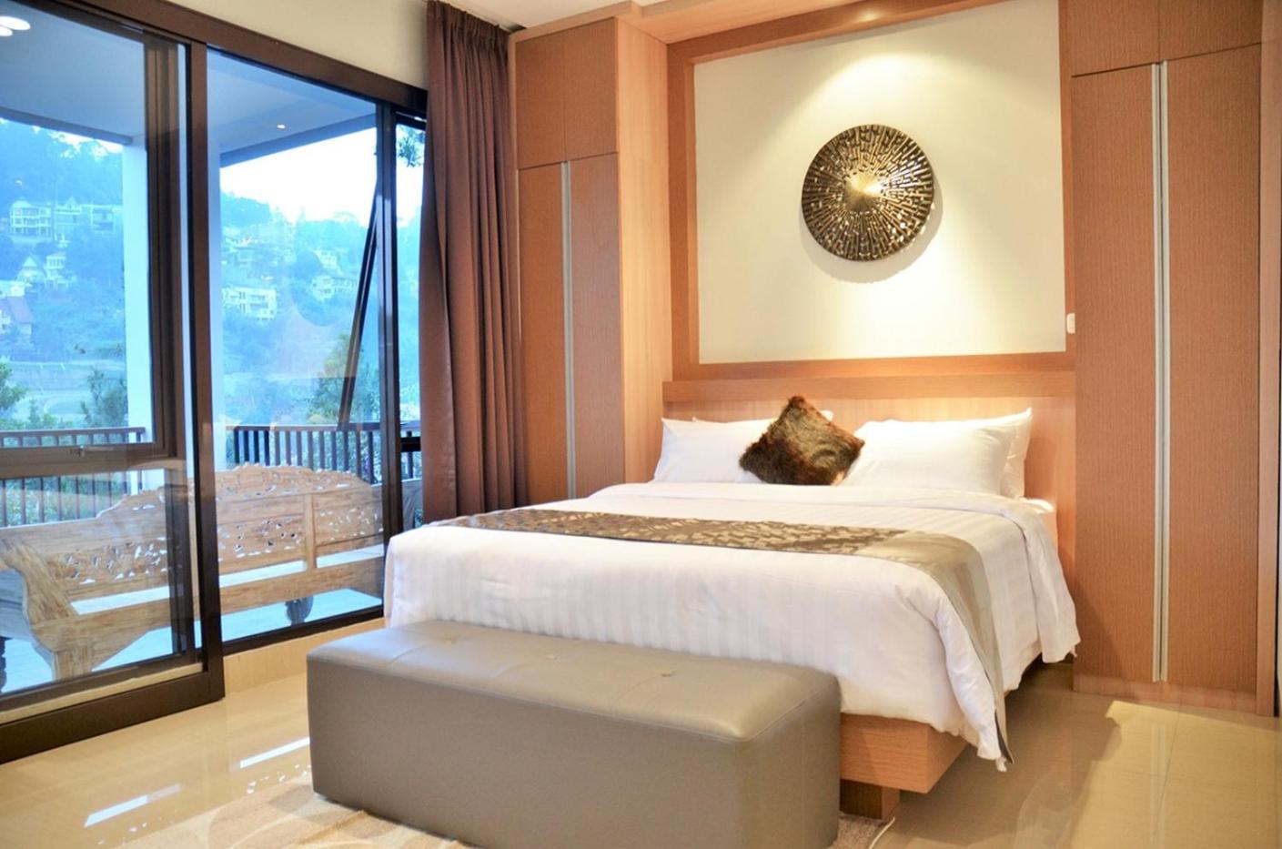 Narwastu Hill View Villa 6 Bedrooms With A Private Swimming Pool Bandung Dış mekan fotoğraf